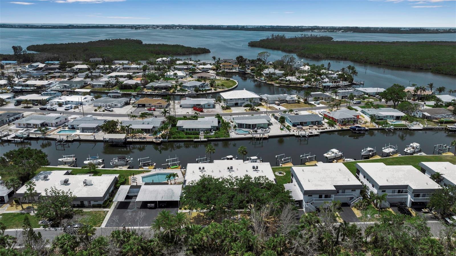 Image 3 of 54 For 10423 Waterbird Way 10423