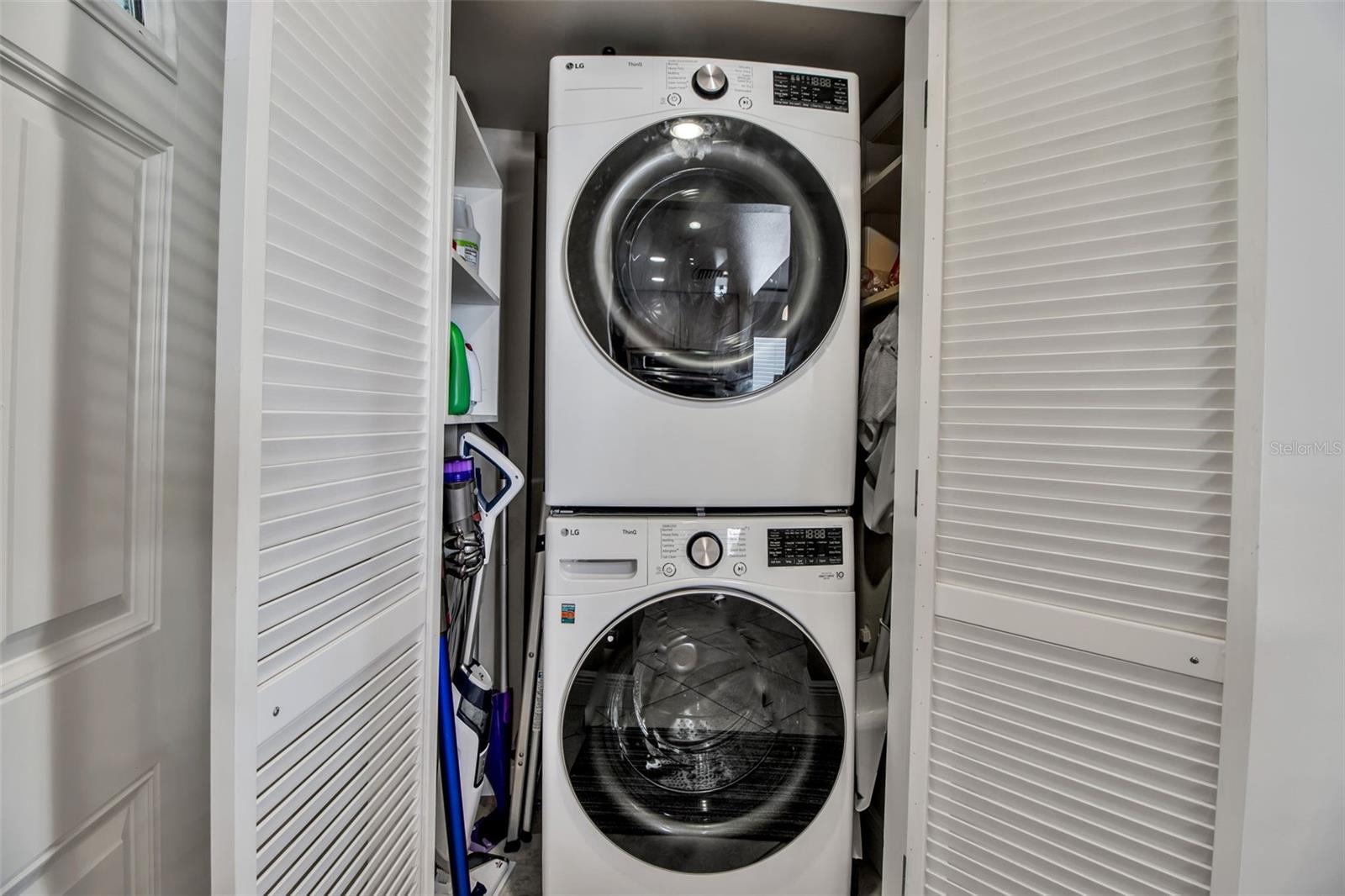 Image 40 of 54 For 10423 Waterbird Way 10423