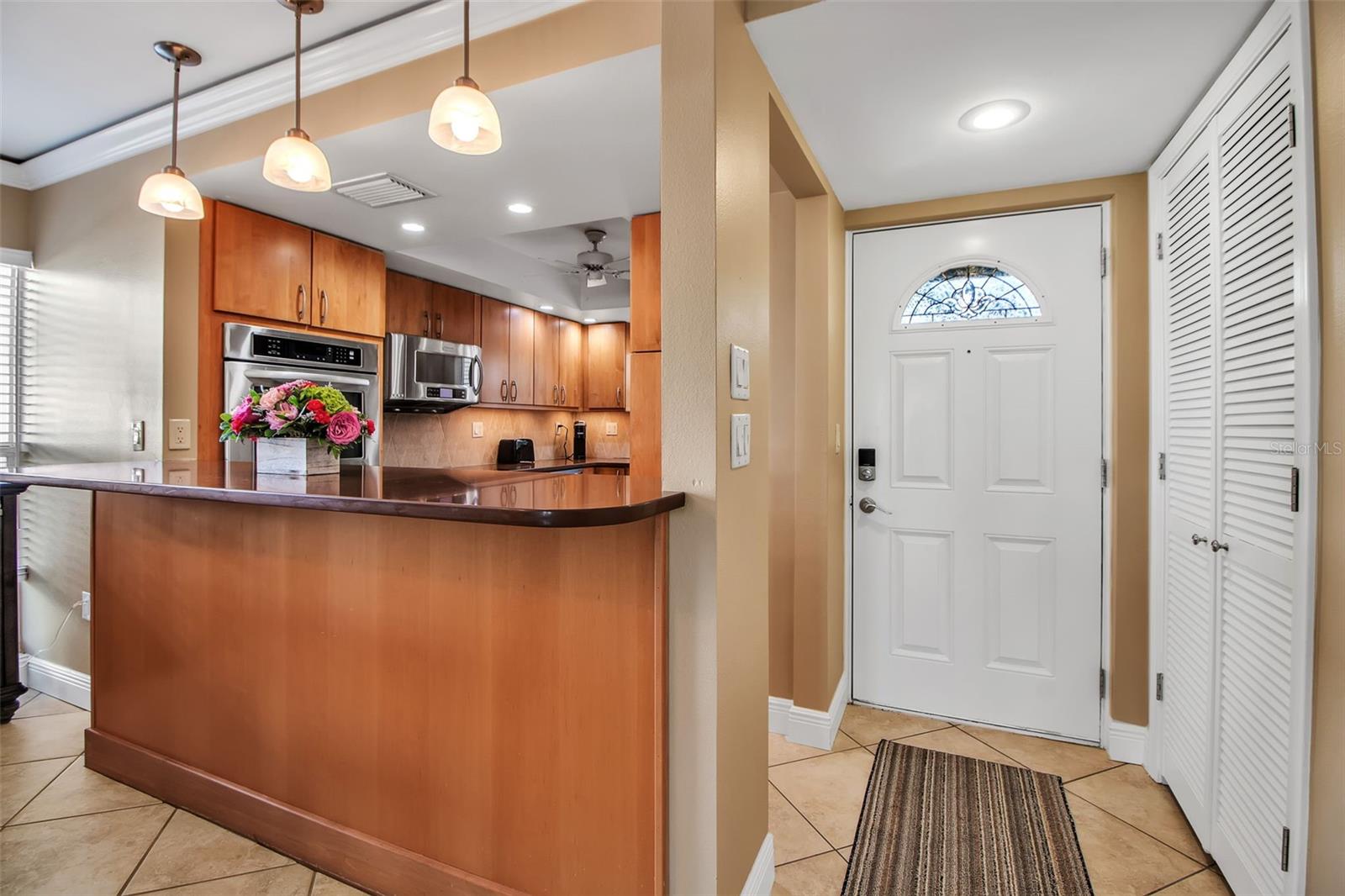 Image 6 of 54 For 10423 Waterbird Way 10423