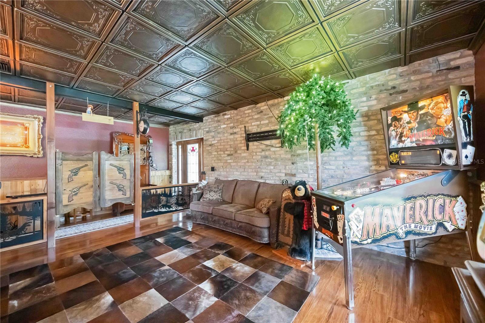 Image 33 of 61 For 4225 Ulman Avenue