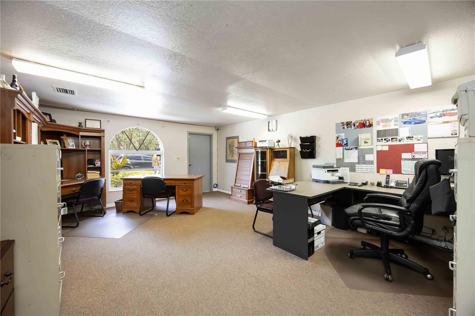 Image 38 of 61 For 4225 Ulman Avenue