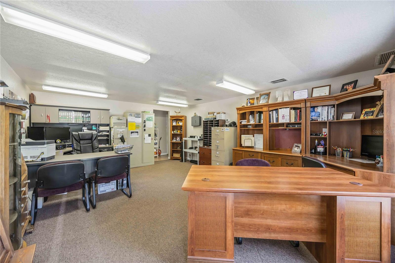 Image 39 of 61 For 4225 Ulman Avenue