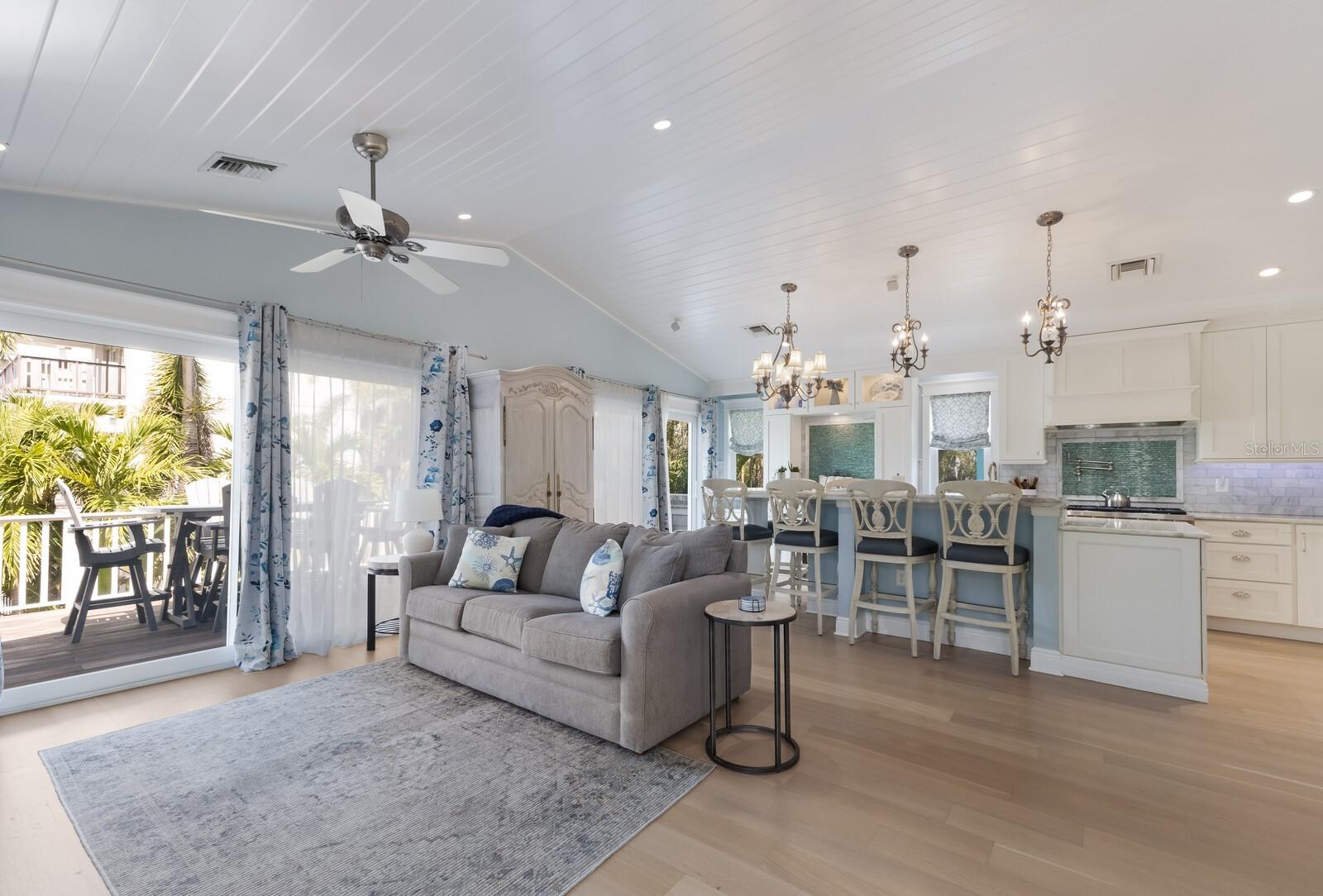 Image 4 of 63 For 799 Jacaranda Road