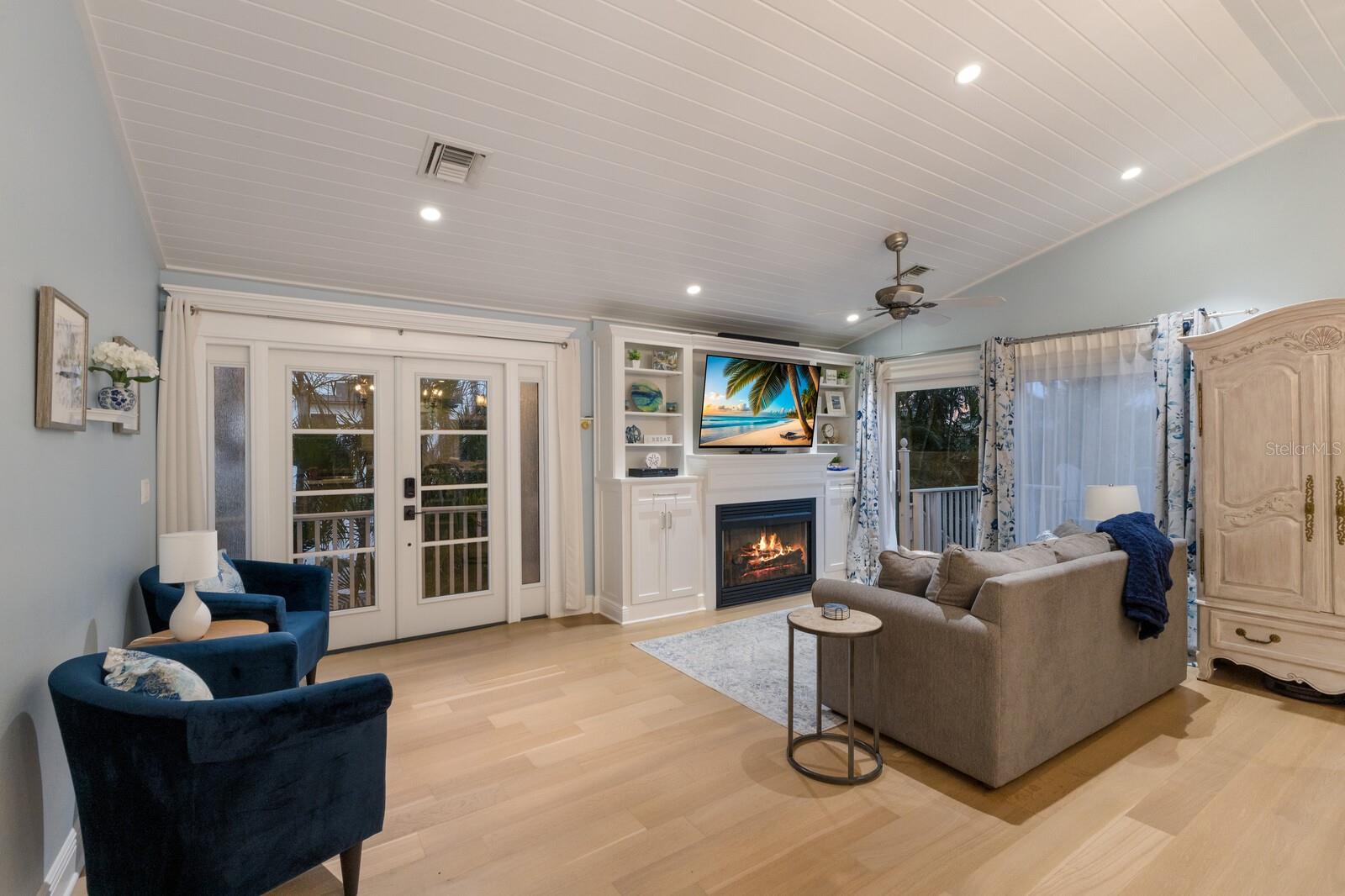Image 46 of 63 For 799 Jacaranda Road