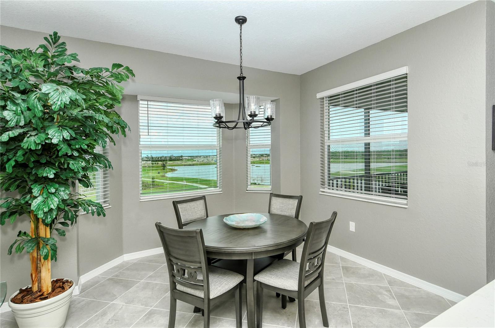 Image 14 of 94 For 12180 Wellen Golf Street 405