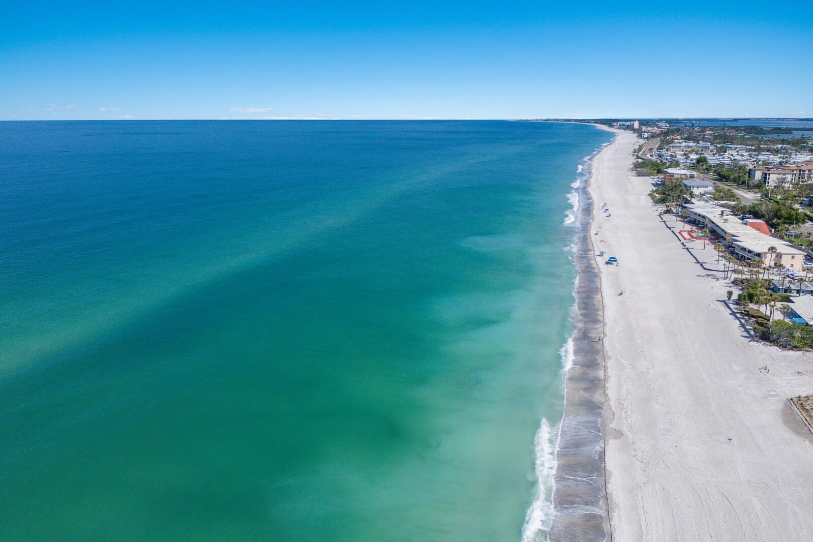 Image 46 of 53 For 3320 Gulf Of Mexico Drive 307c