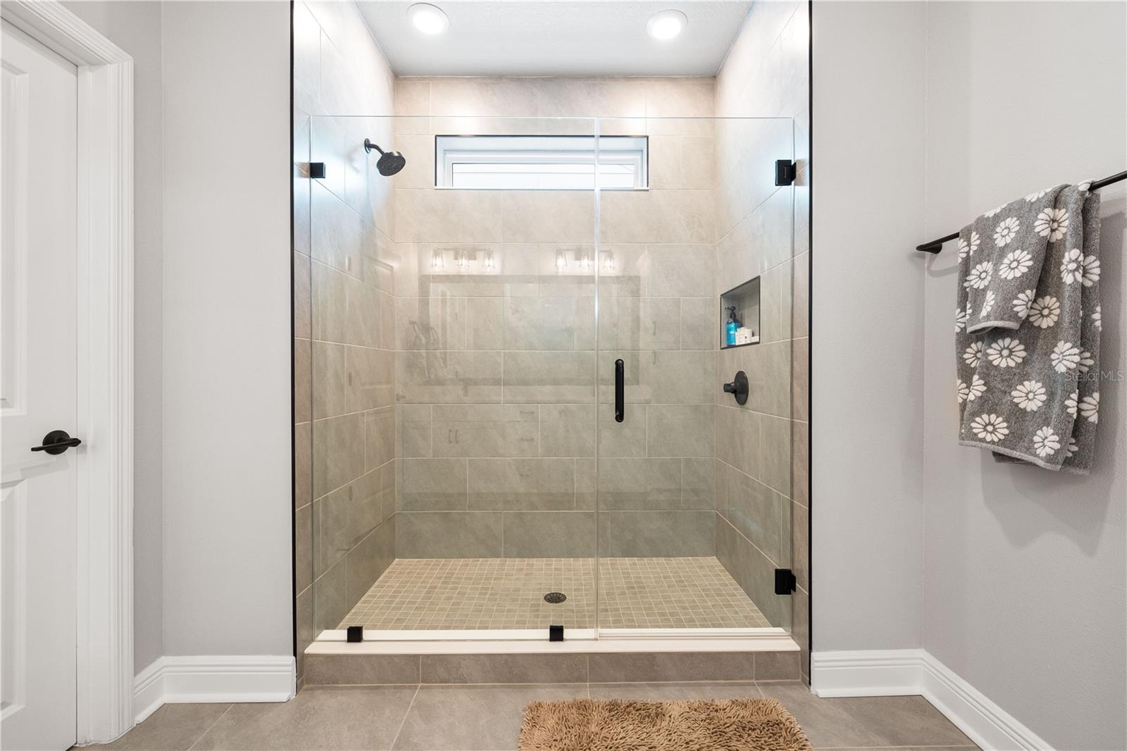 Image 32 of 70 For 2408 Ezzell Court