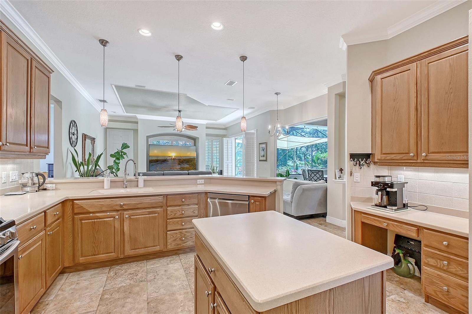 Image 16 of 41 For 6539 Flycatcher Lane