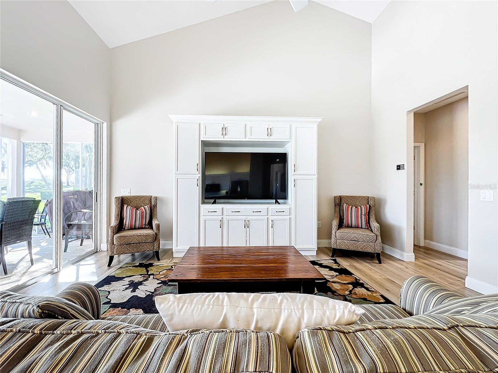 Image 33 of 67 For 3362 Charles Macdonald Drive