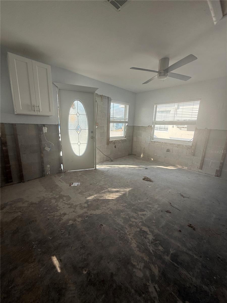 Image 6 of 16 For 232 147th Avenue E