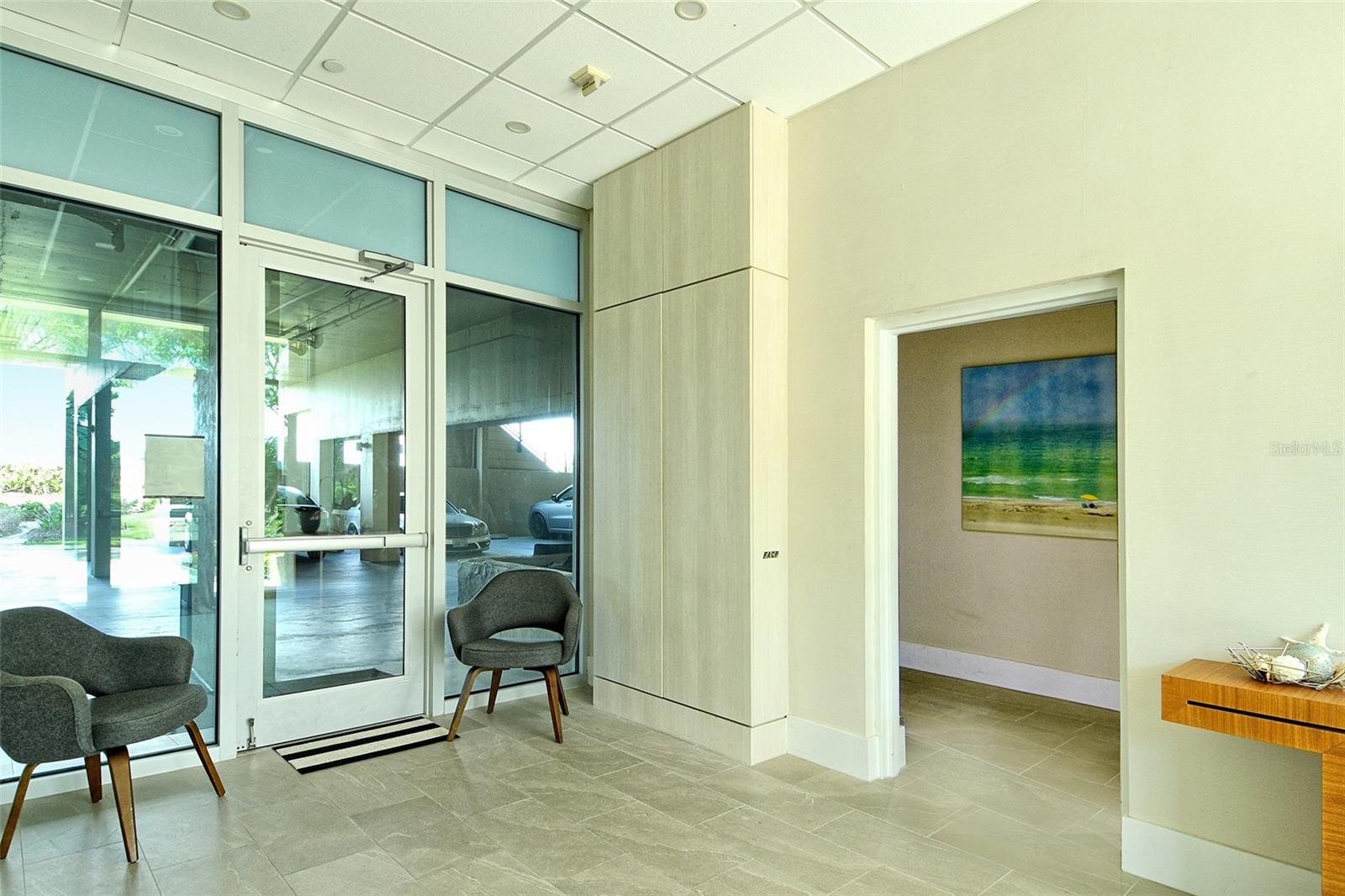 Image 34 of 41 For 2675 Gulf Of Mexico Drive 404