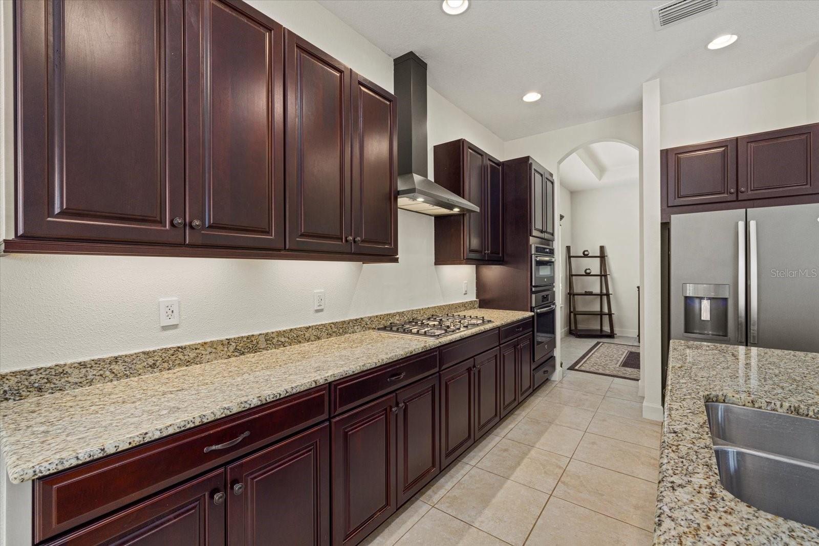 Image 11 of 43 For 9769 Highland Park Place