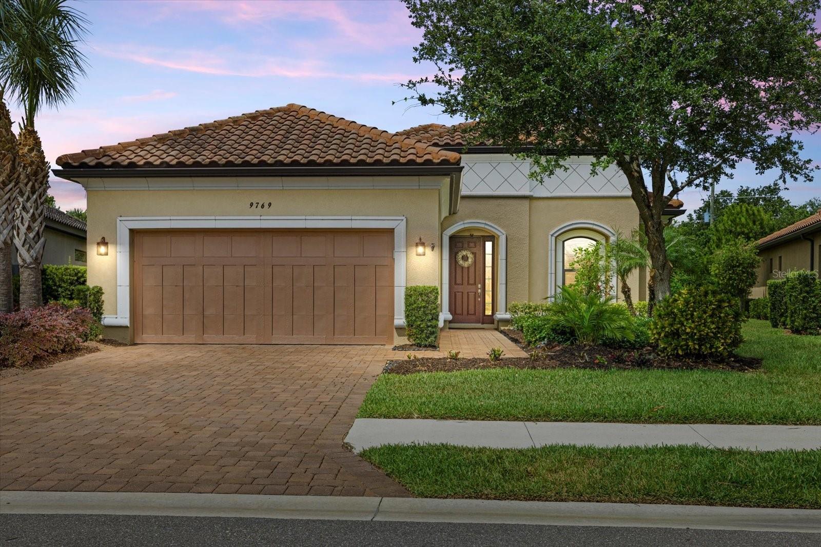 Image 35 of 43 For 9769 Highland Park Place