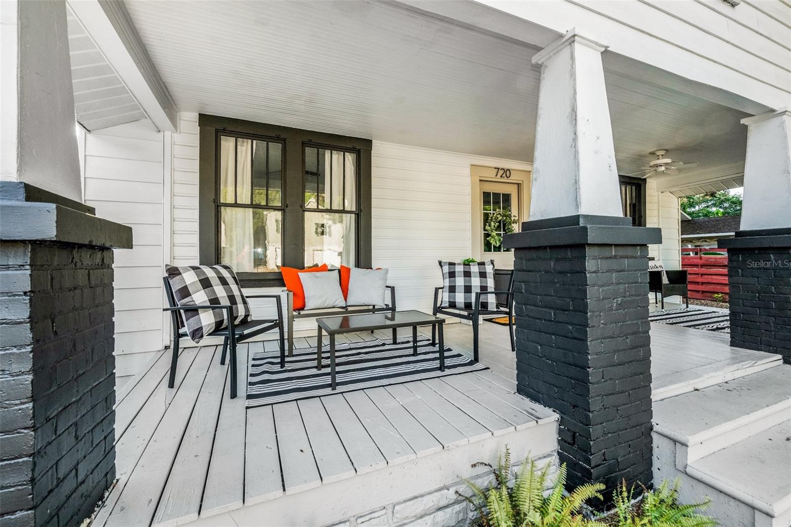 Image 2 of 40 For 720 37th Street W