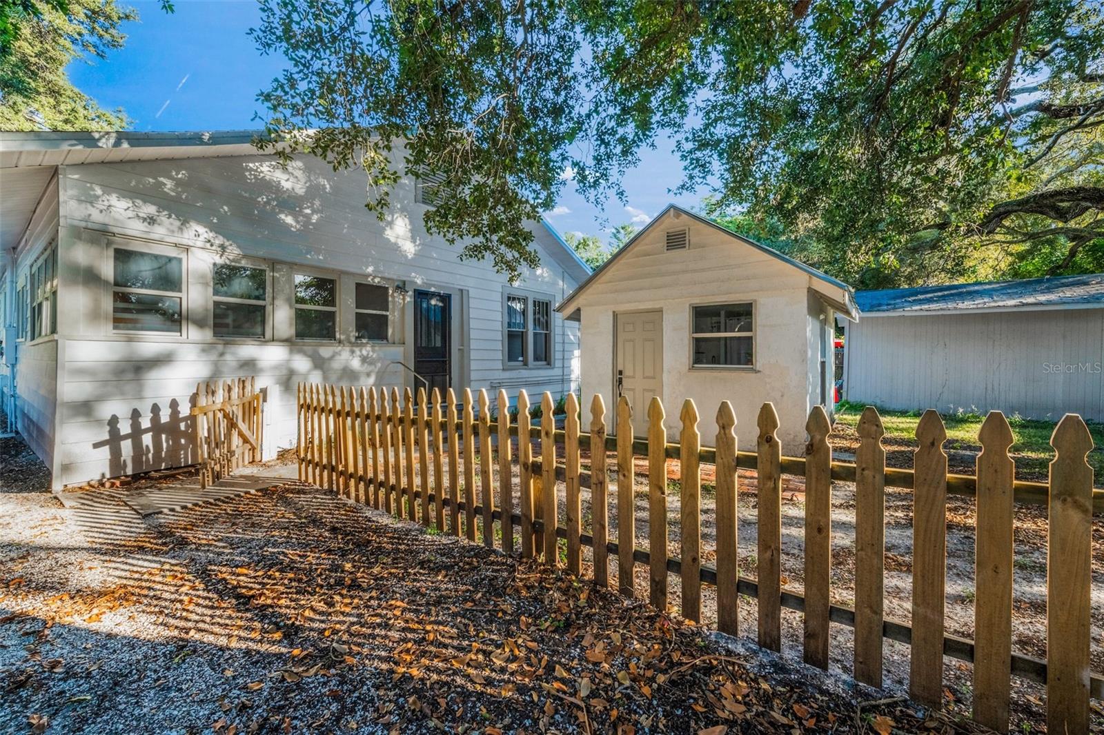 Image 30 of 40 For 720 37th Street W