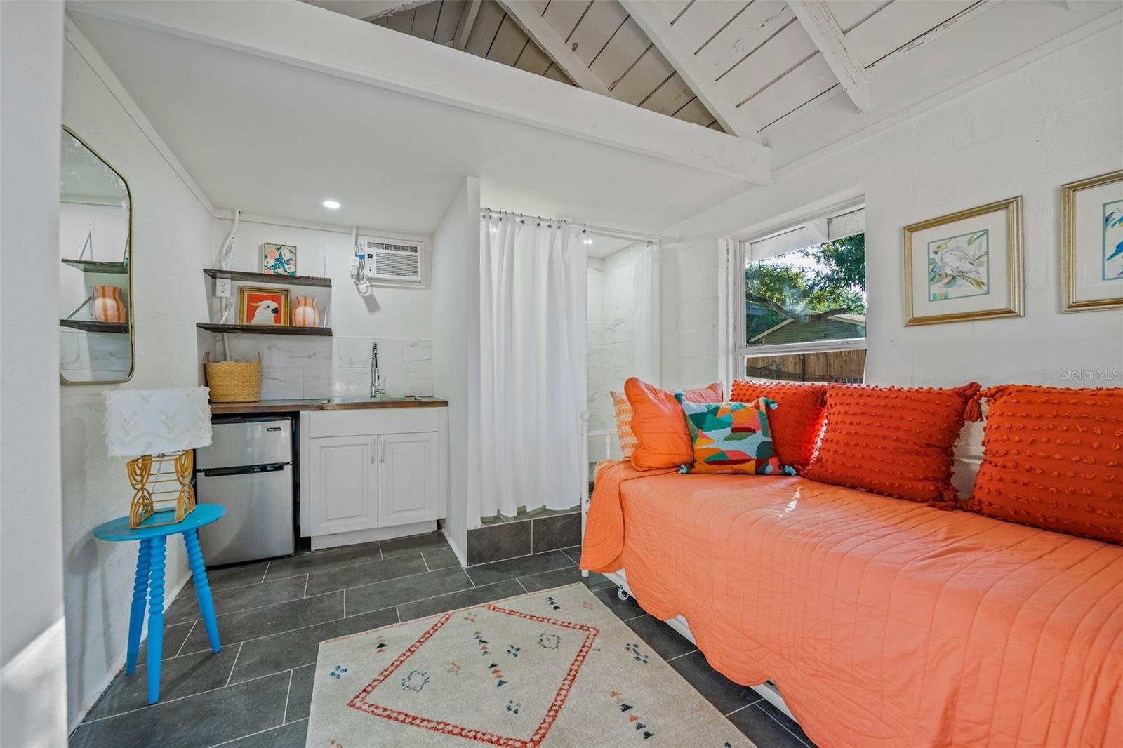 Image 33 of 40 For 720 37th Street W