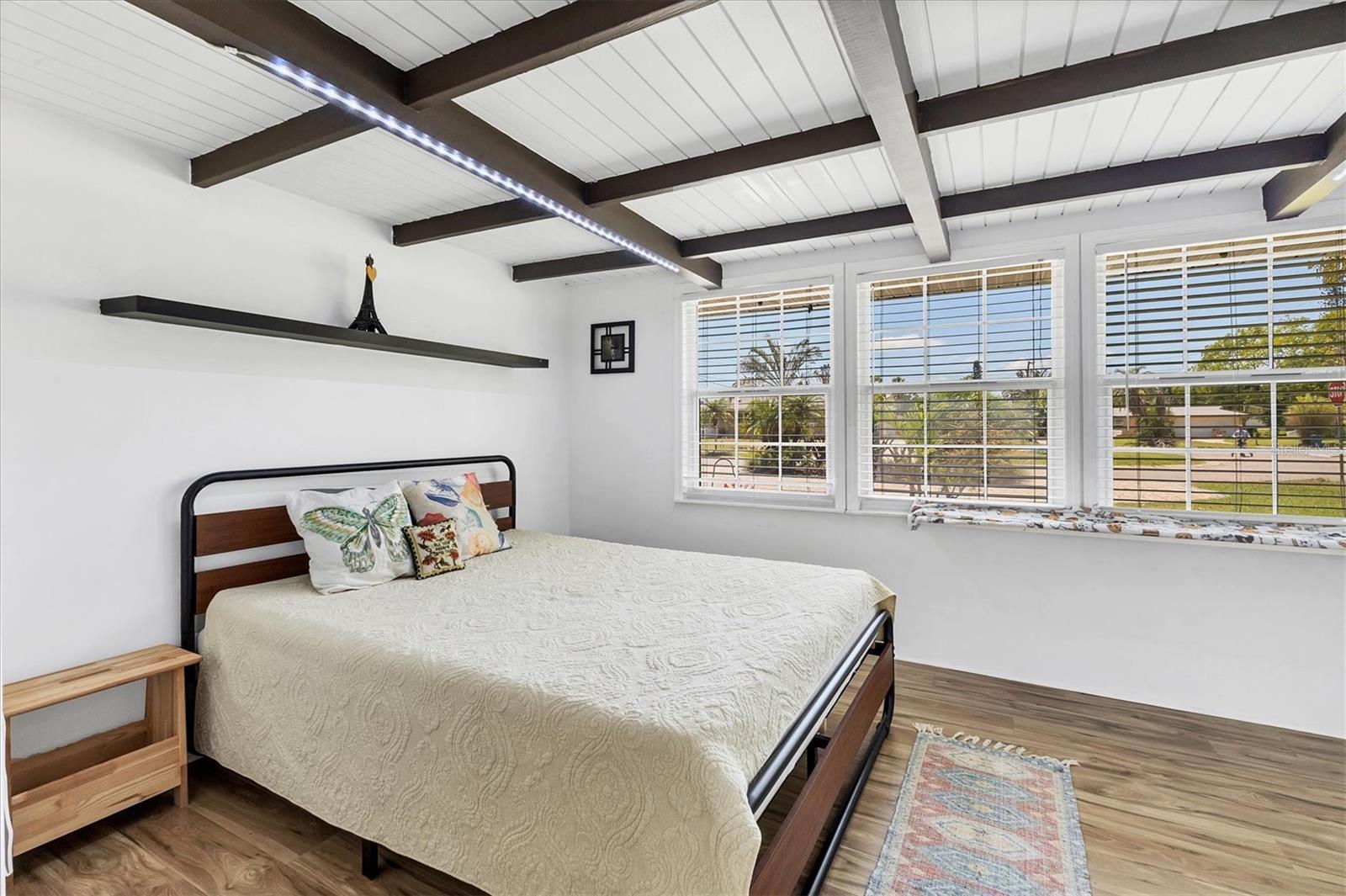 Image 23 of 42 For 6931 Magellan Way