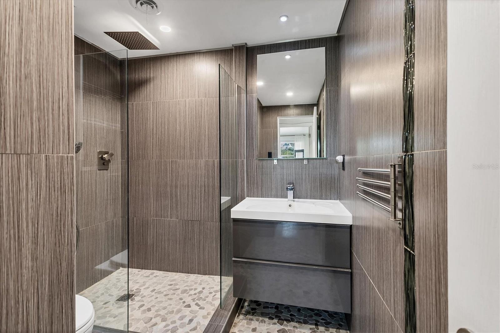 Image 25 of 42 For 6931 Magellan Way