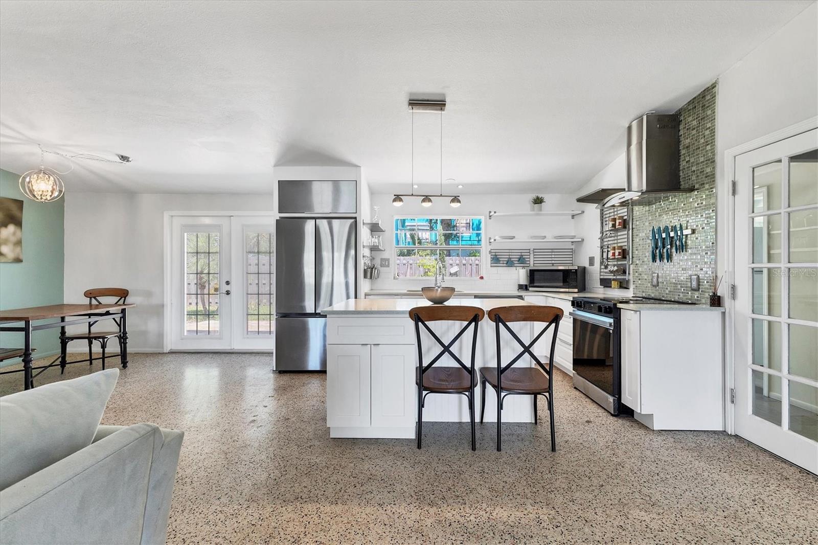 Image 8 of 42 For 6931 Magellan Way