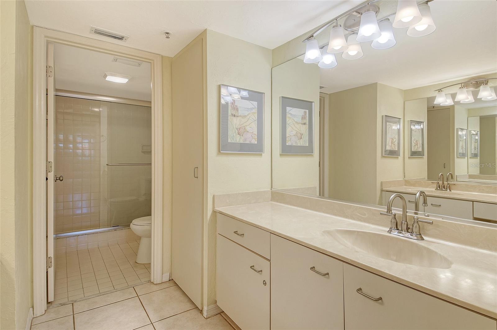 Image 20 of 41 For 1226 Siesta Bayside Drive 1226c