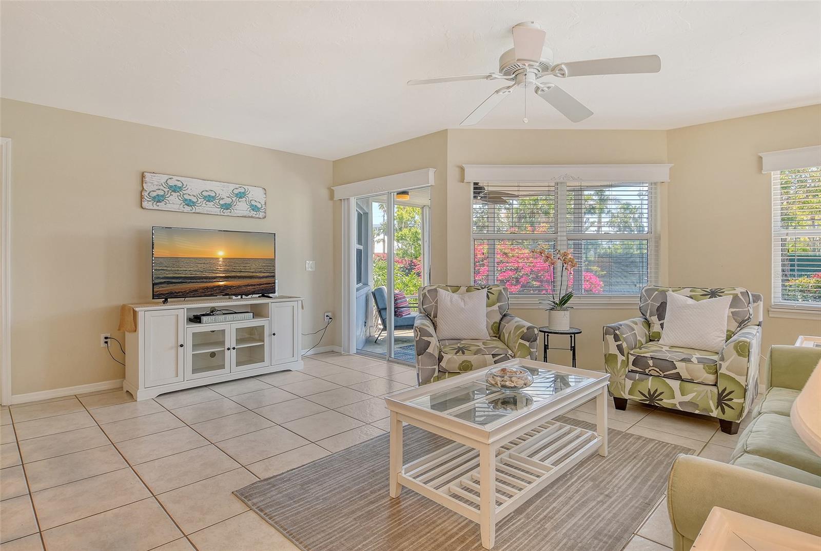 Image 3 of 41 For 1226 Siesta Bayside Drive 1226c