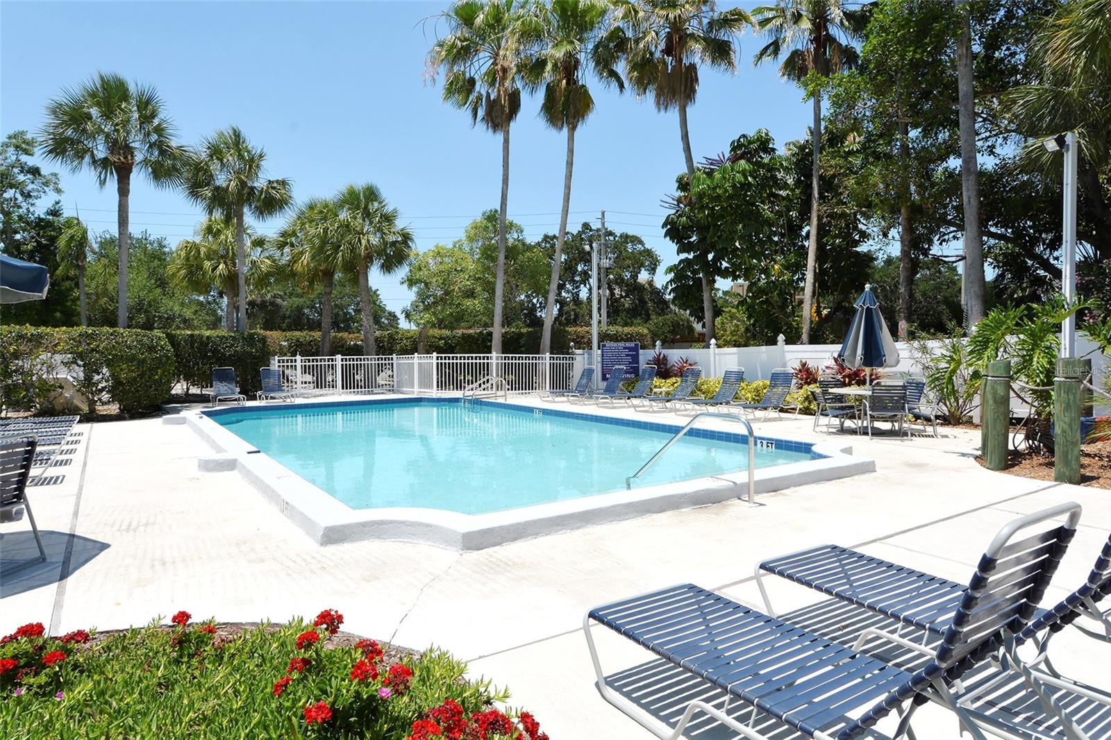 Image 35 of 41 For 1226 Siesta Bayside Drive 1226c