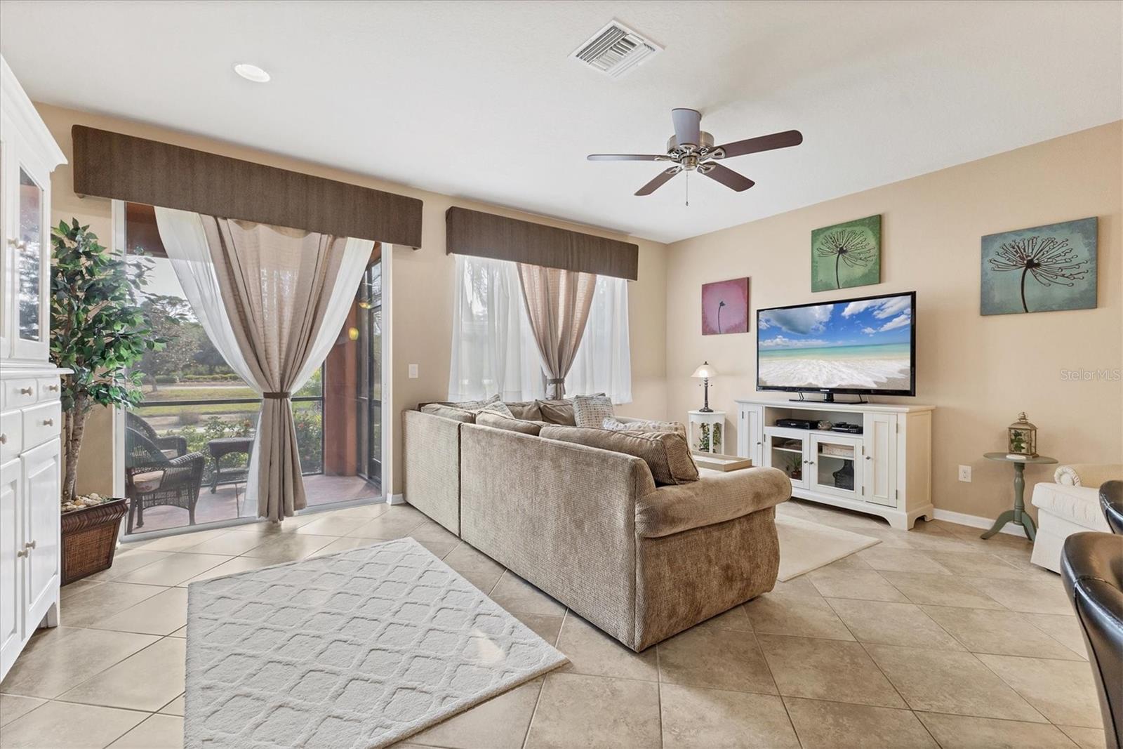 Image 14 of 46 For 11507 84th Street Circle E 102