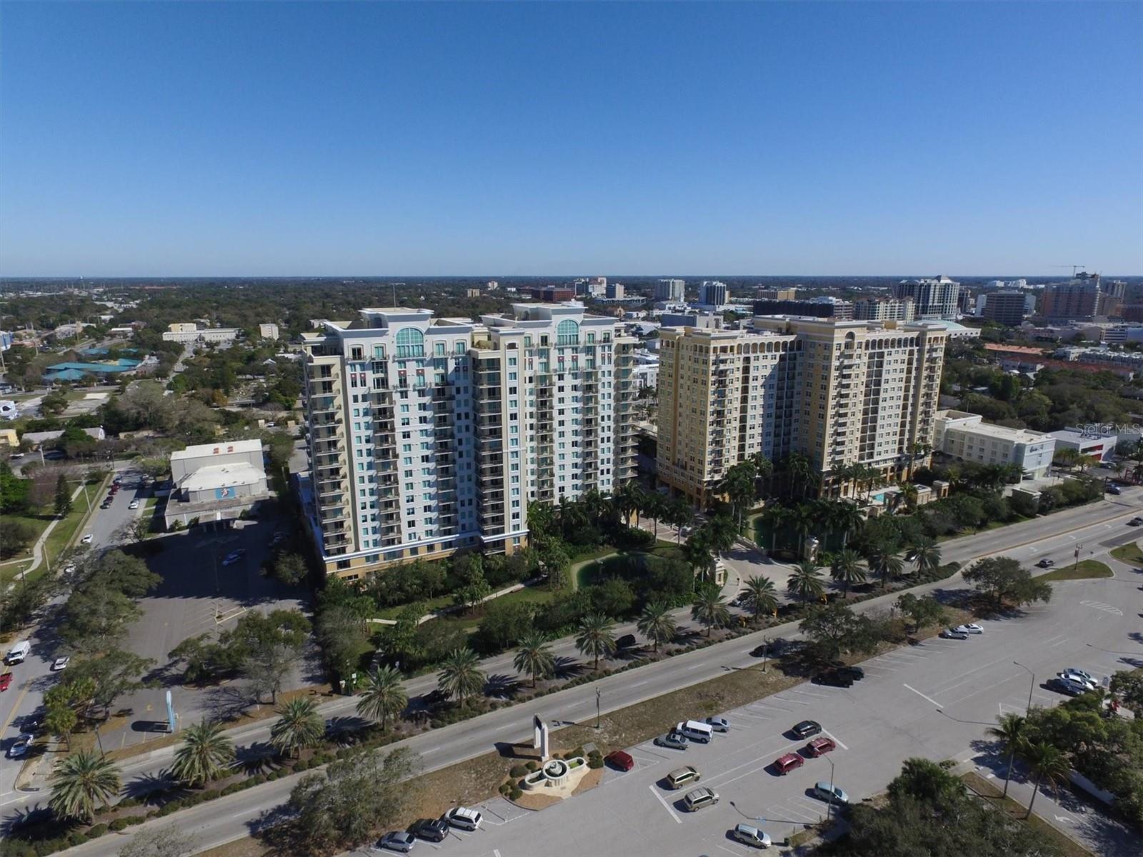 Image 2 of 40 For 800 Tamiami Trail 604