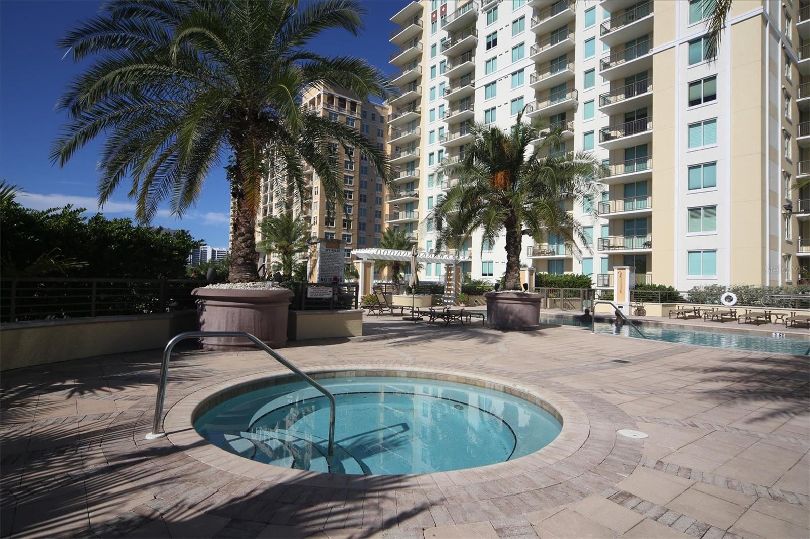Image 33 of 40 For 800 Tamiami Trail 604