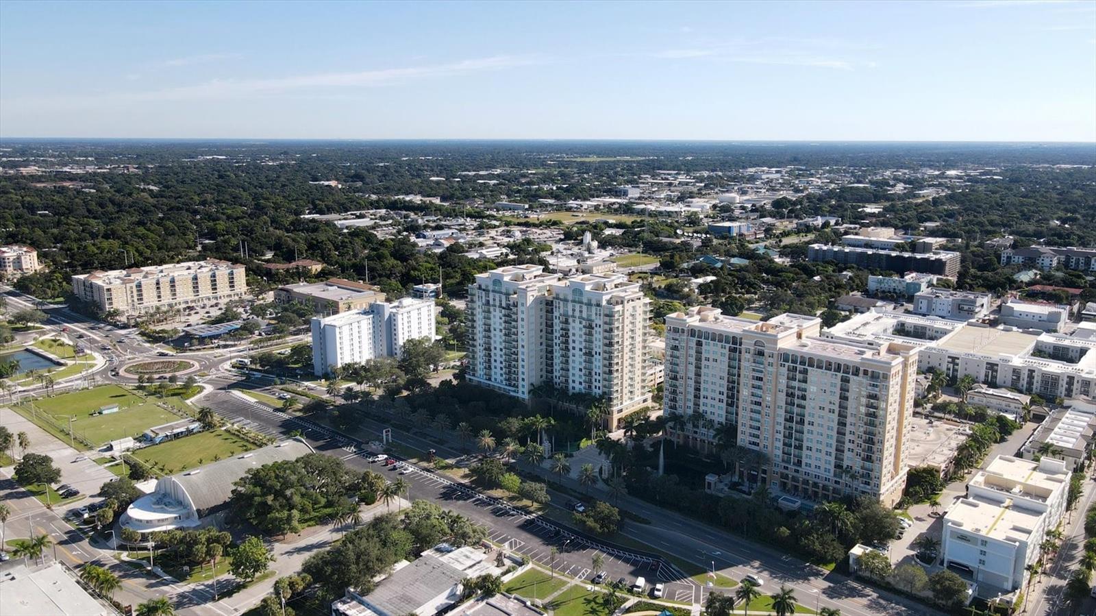 Image 36 of 40 For 800 Tamiami Trail 604