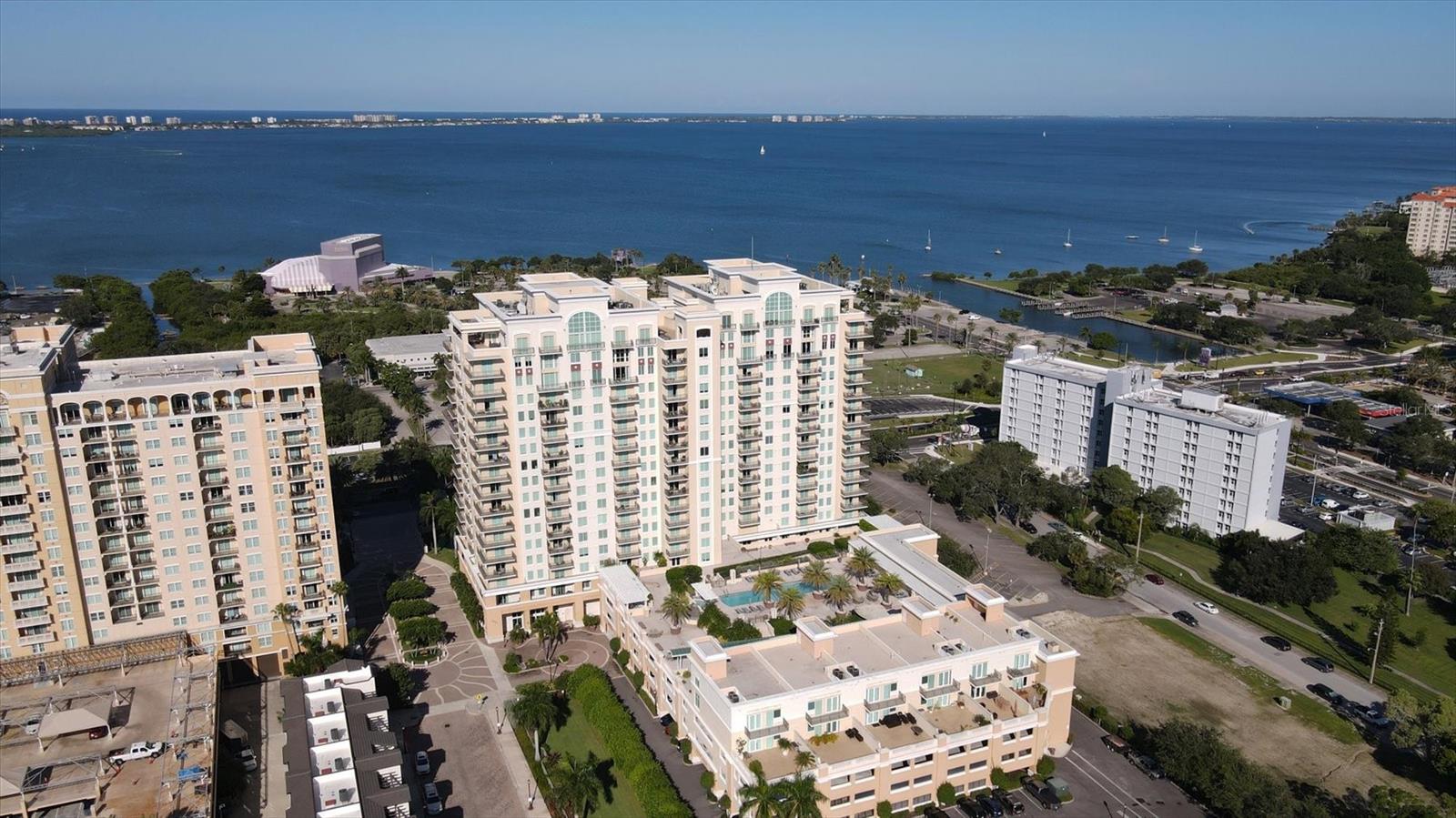 Image 38 of 40 For 800 Tamiami Trail 604