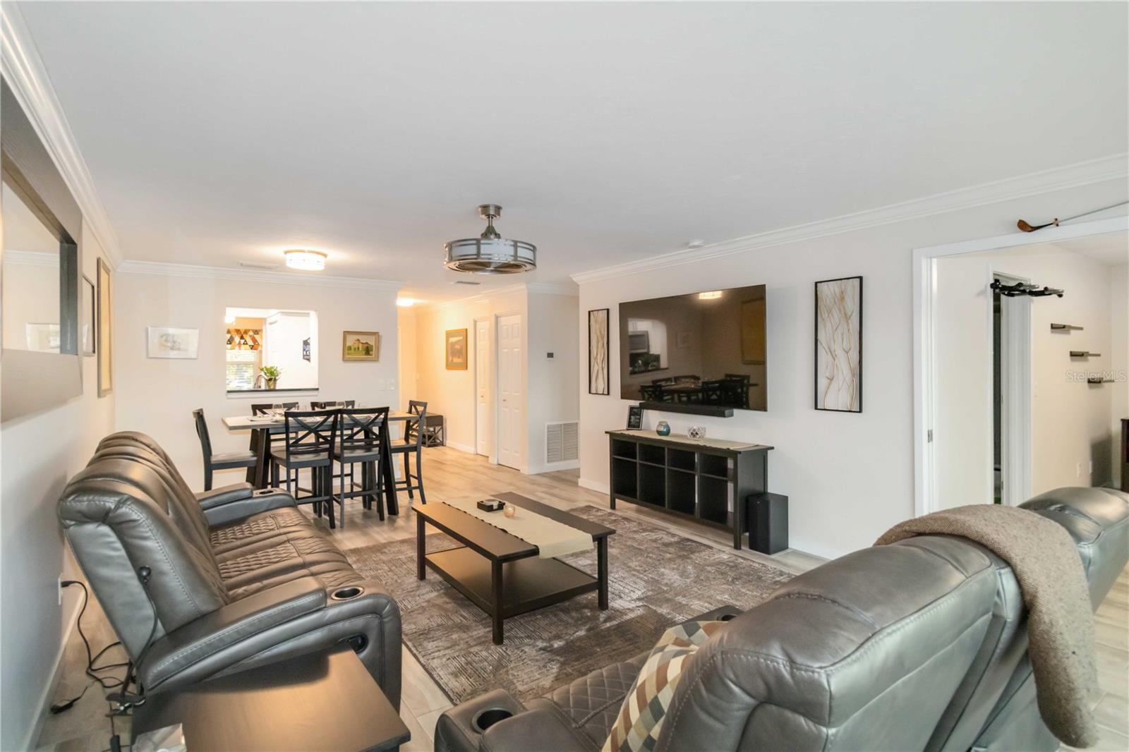 Image 6 of 50 For 6999 Country Club Drive N 224