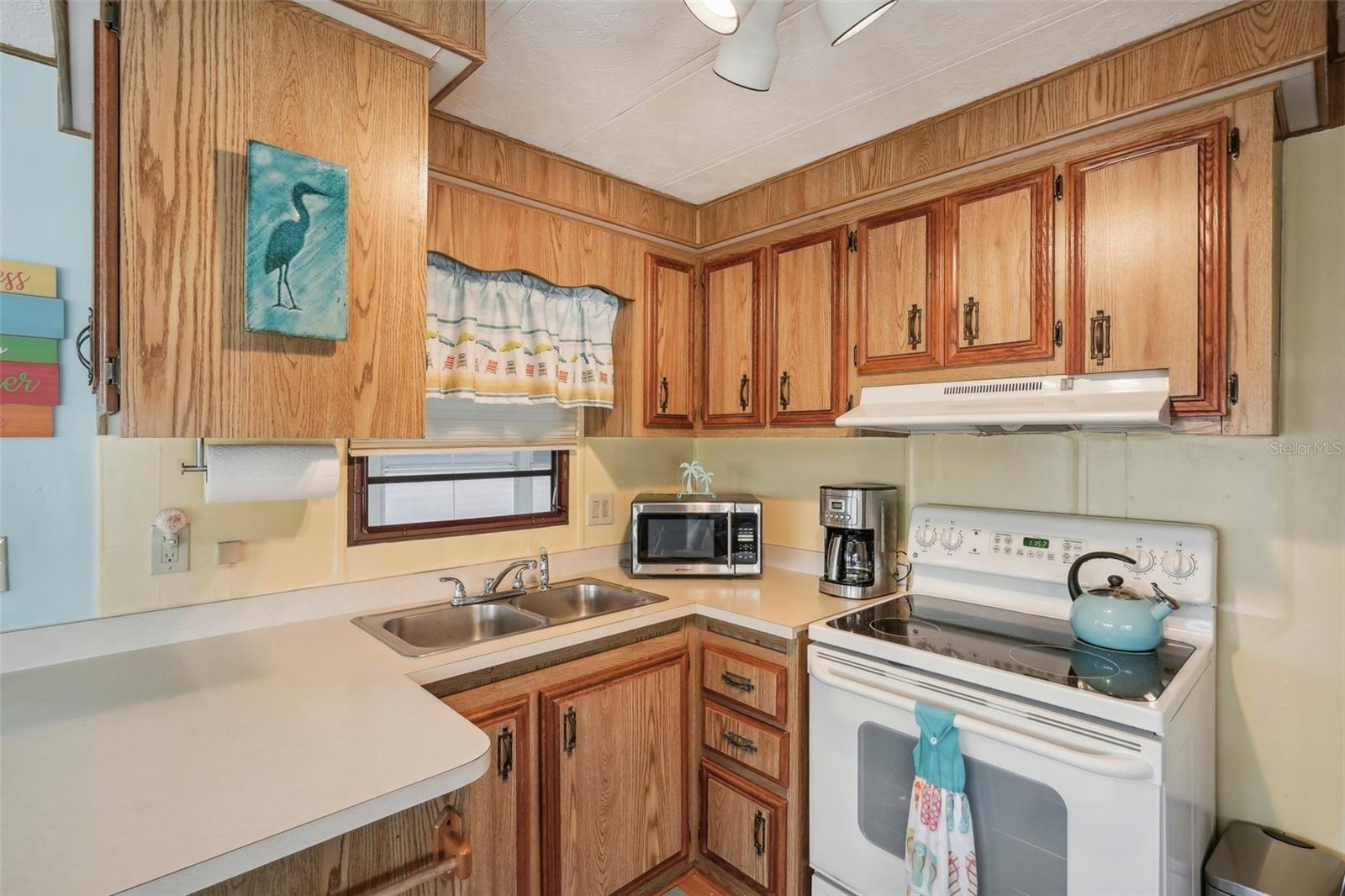 Image 5 of 13 For 1475 Flamingo Drive 170