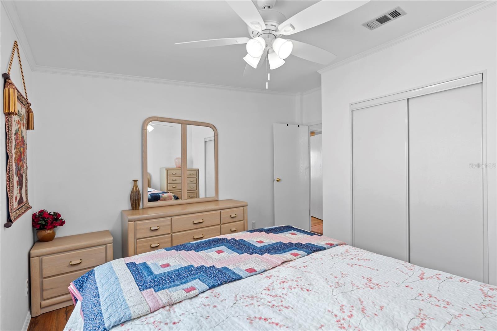 Image 21 of 45 For 3352 Laurel Oak Way