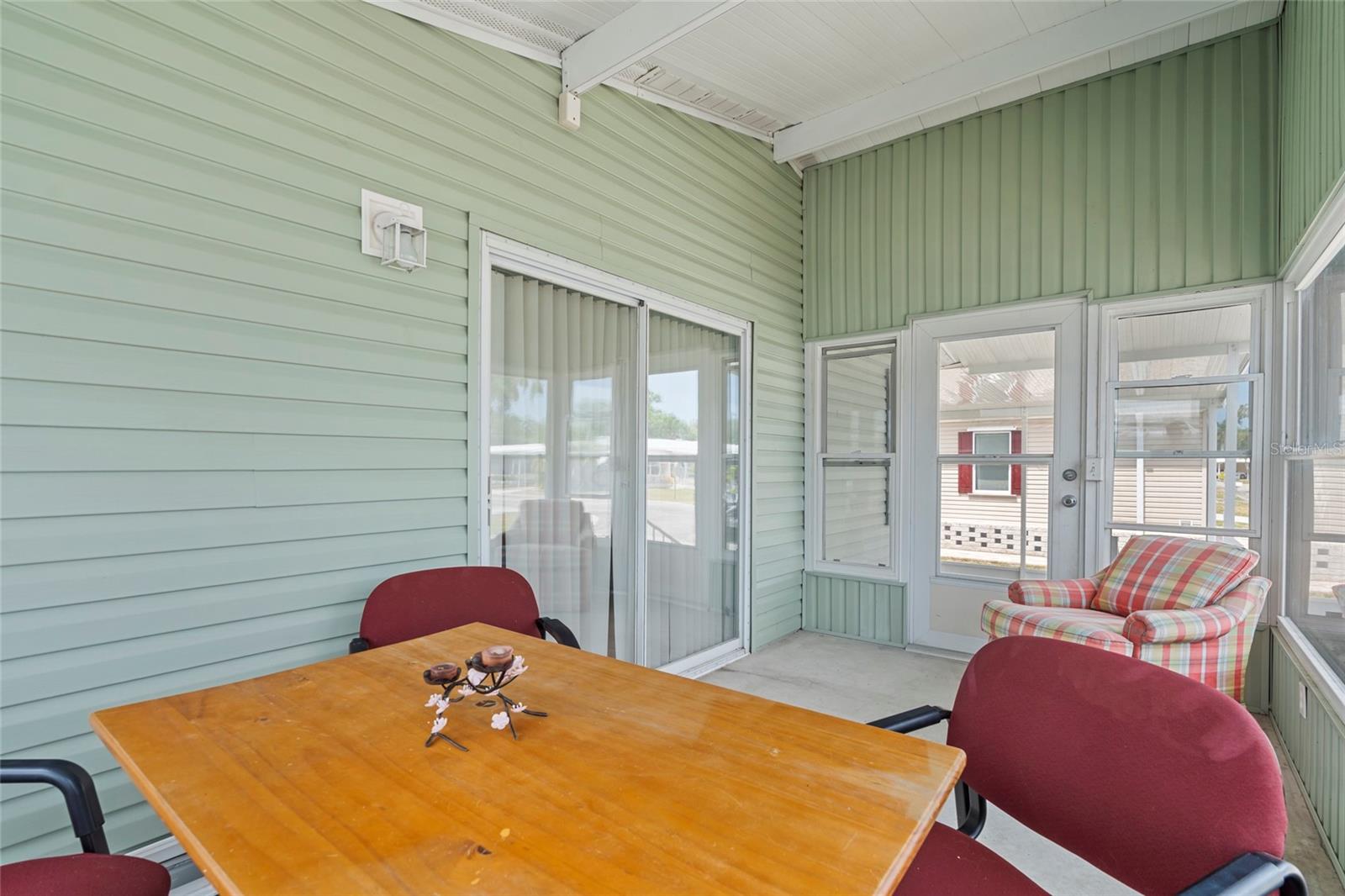 Image 25 of 45 For 3352 Laurel Oak Way