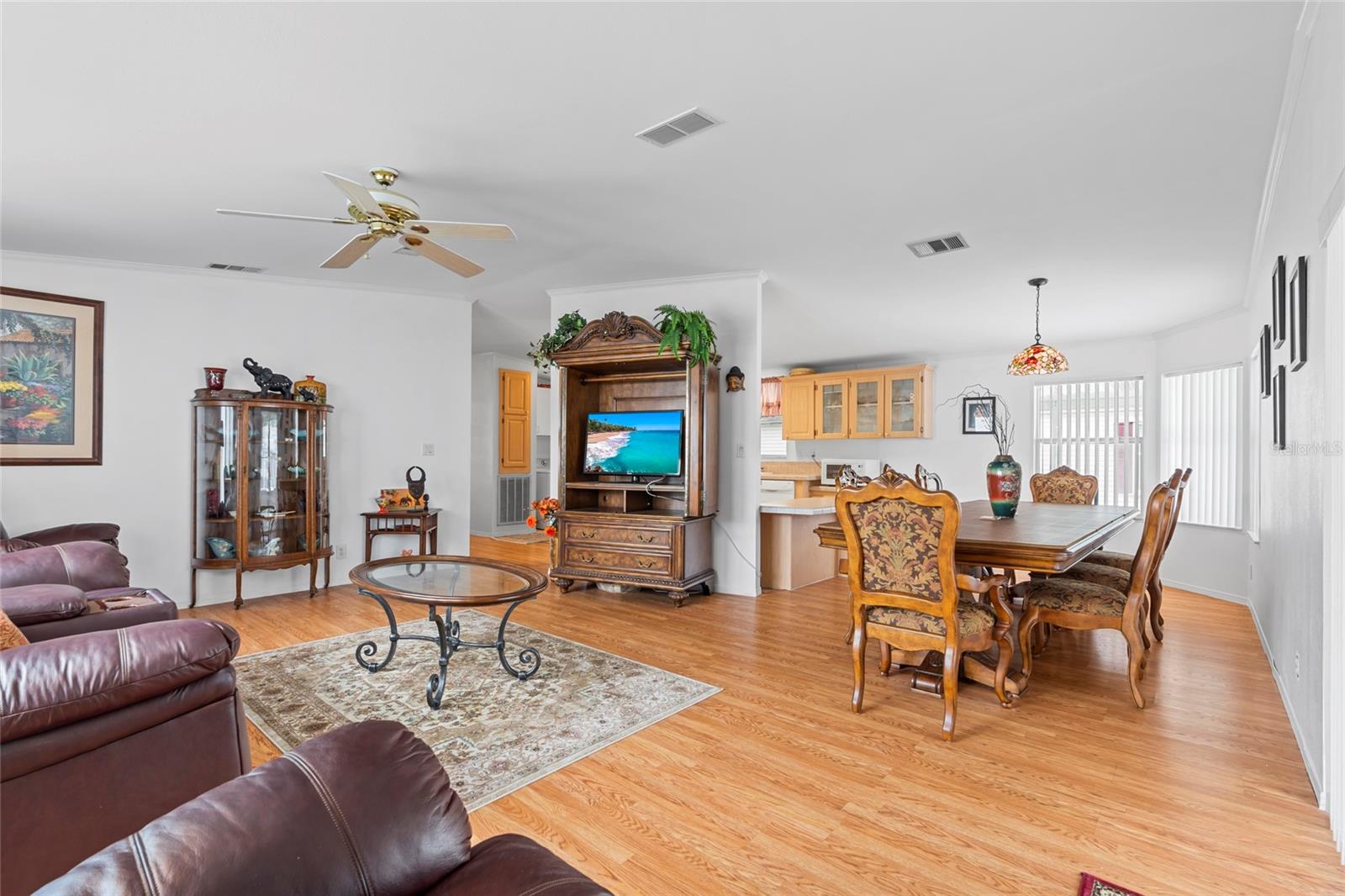 Image 4 of 45 For 3352 Laurel Oak Way