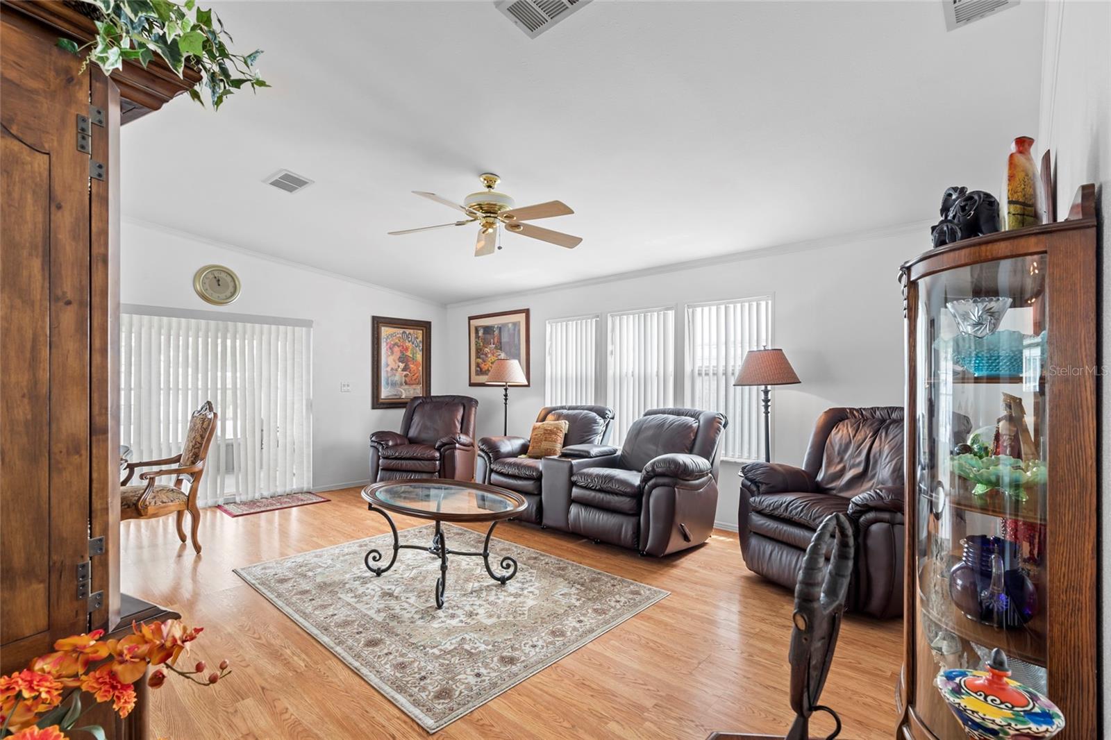 Image 6 of 45 For 3352 Laurel Oak Way