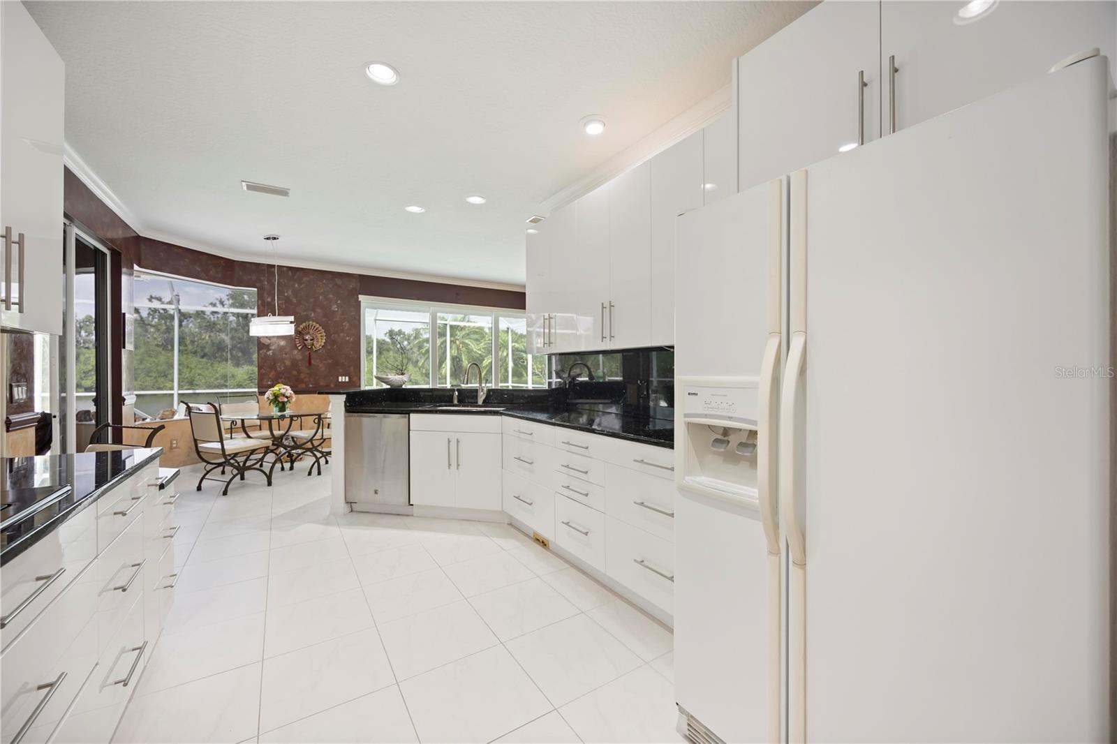 Image 11 of 38 For 10523 Old Grove Circle