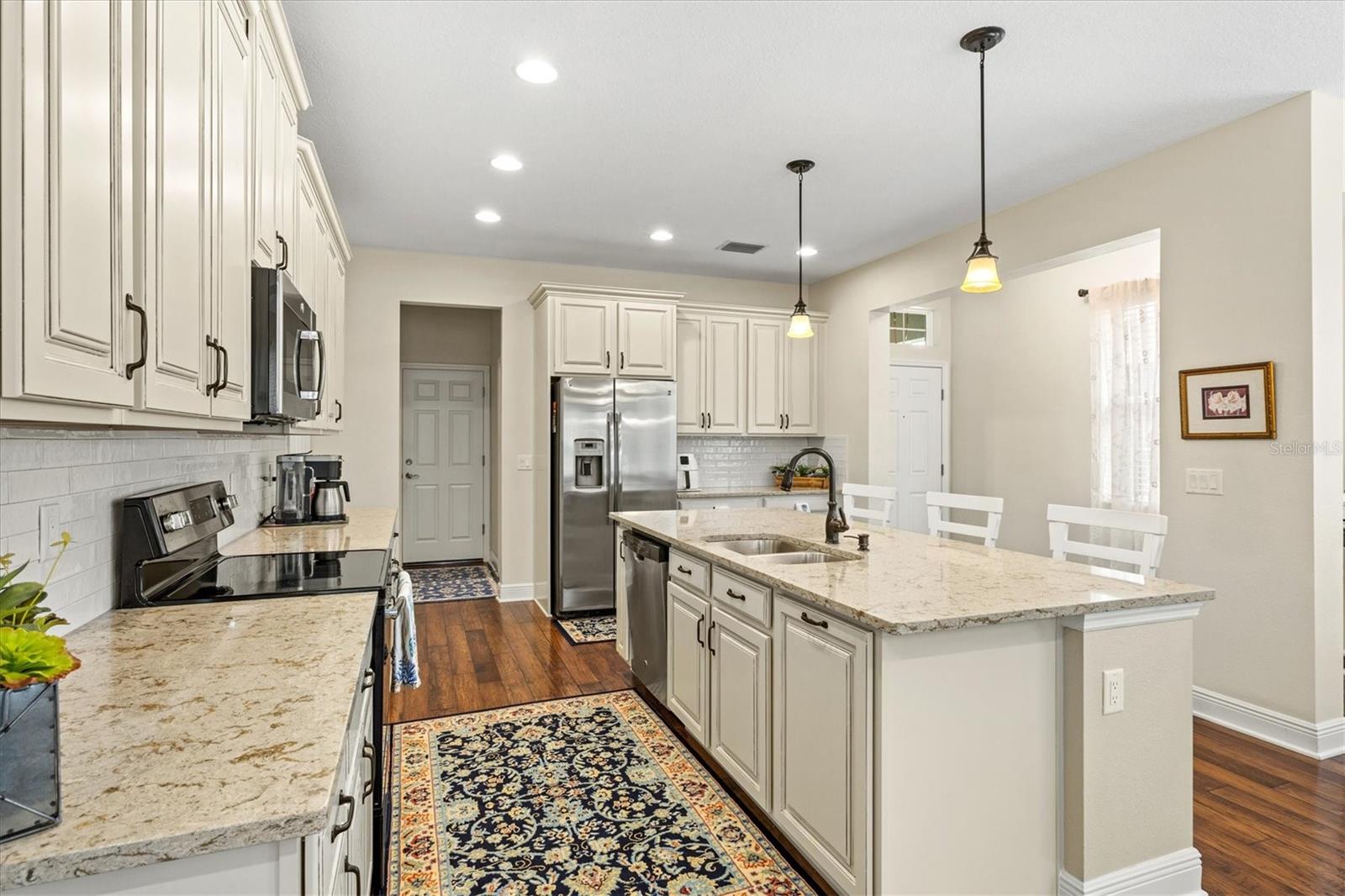 Image 12 of 50 For 7844 52nd Terrace E