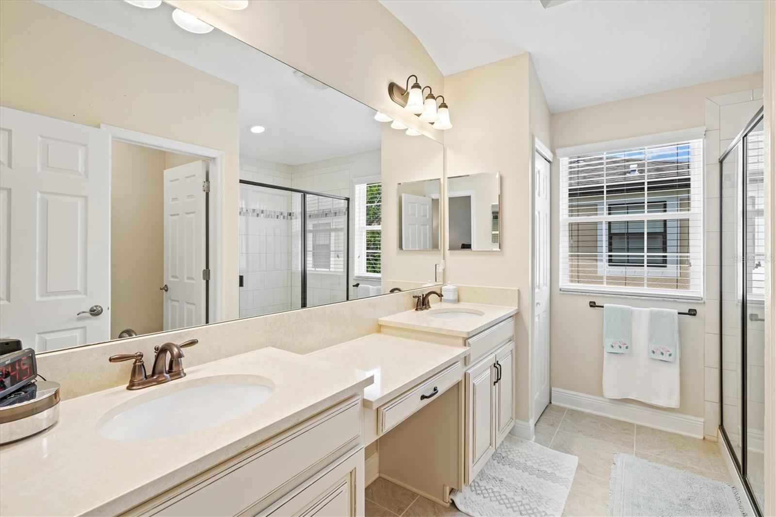 Image 32 of 50 For 7844 52nd Terrace E