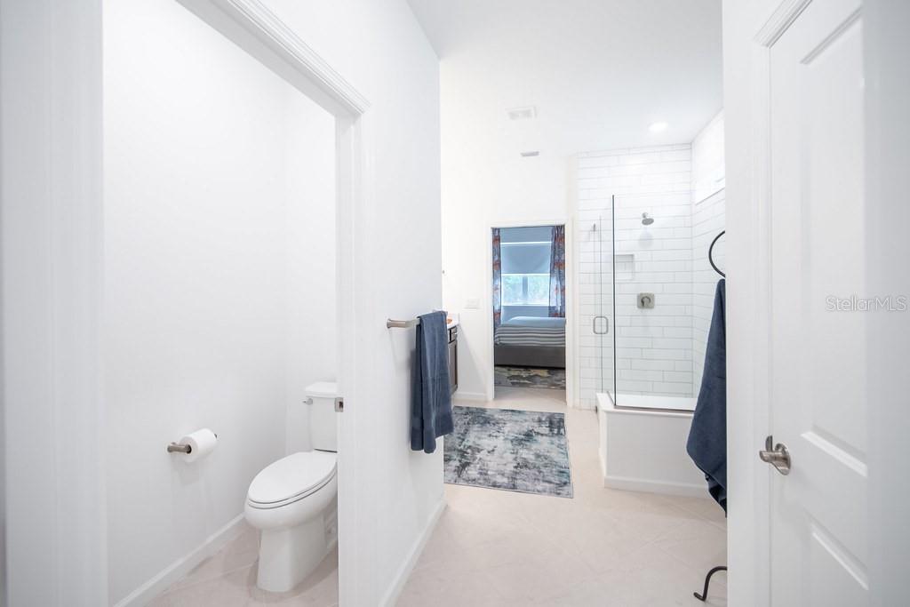 Image 13 of 36 For 17578 Winding Oak Lane