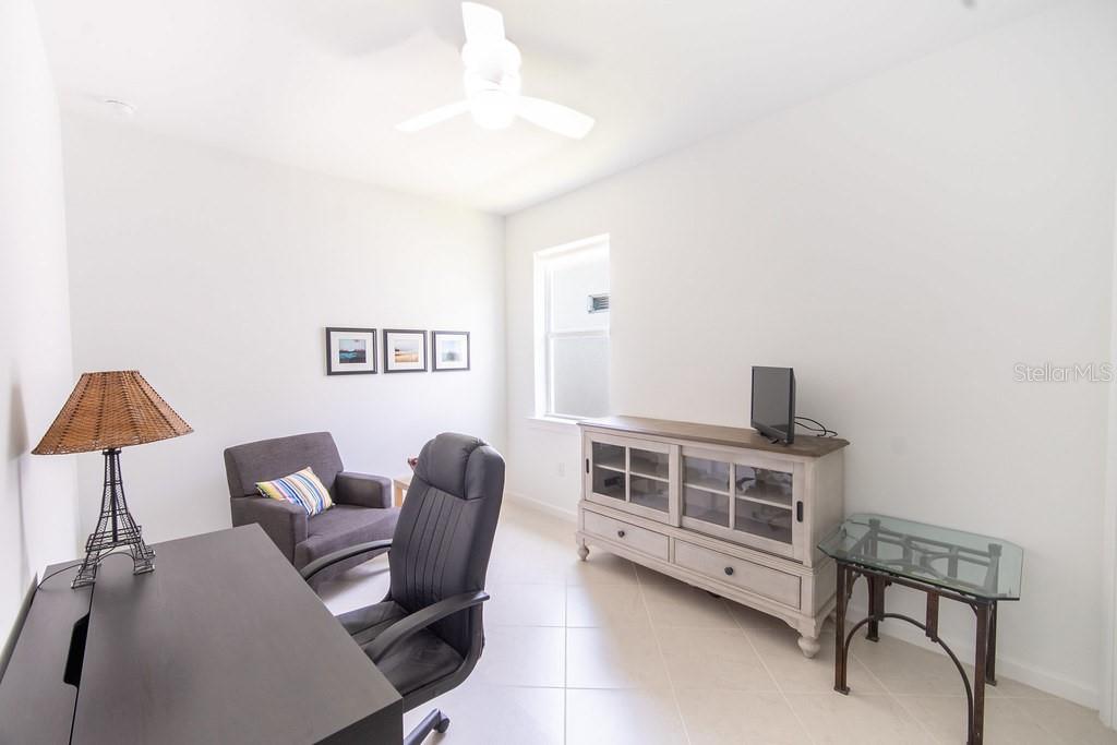 Image 22 of 36 For 17578 Winding Oak Lane
