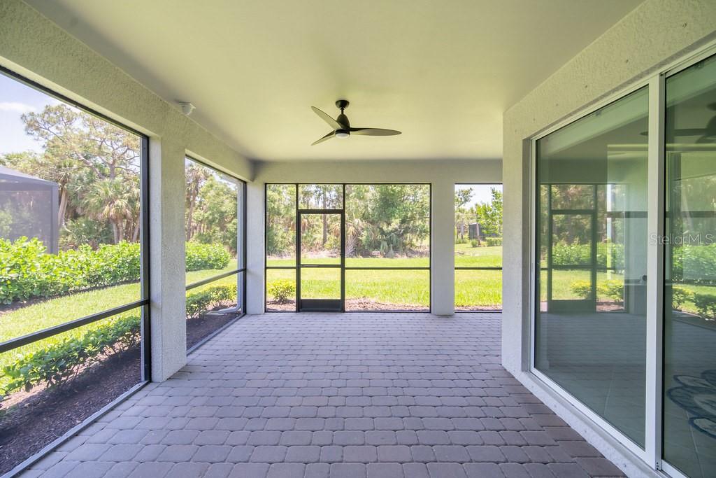 Image 26 of 36 For 17578 Winding Oak Lane