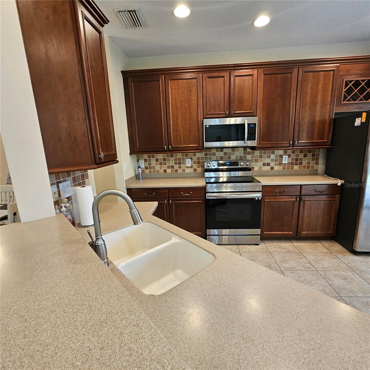 Image 8 of 55 For 8110 Villa Grande Court