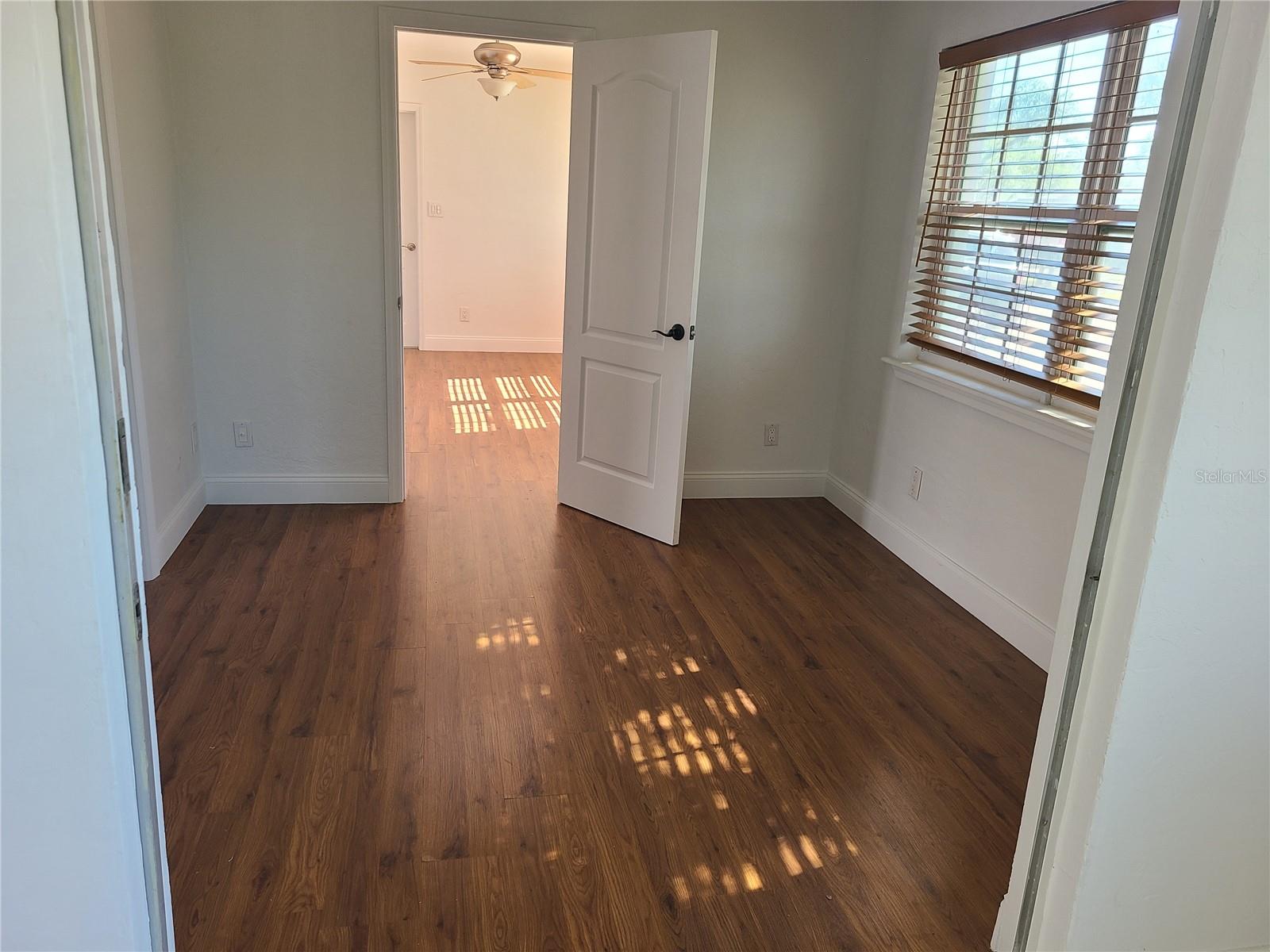 Image 9 of 20 For 2102 Hillview Street