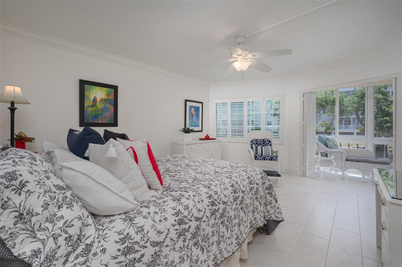 Image 16 of 47 For 1350 Portofino Drive 208