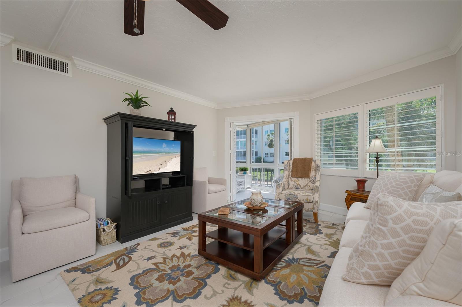 Image 8 of 47 For 1350 Portofino Drive 208