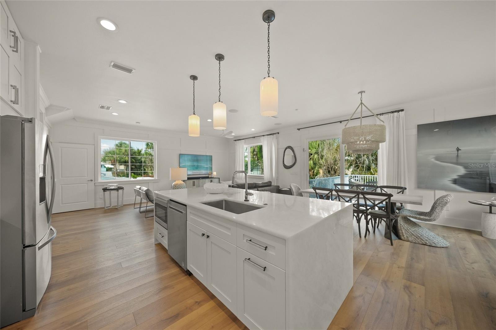 Image 6 of 45 For 120 White Avenue