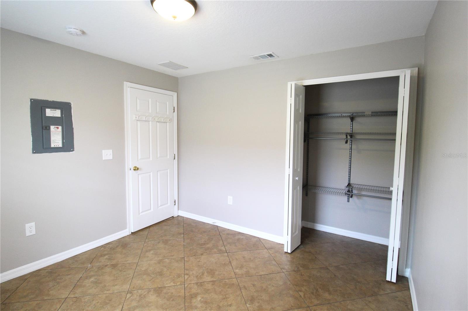 Image 10 of 12 For 5443 Altoona Street