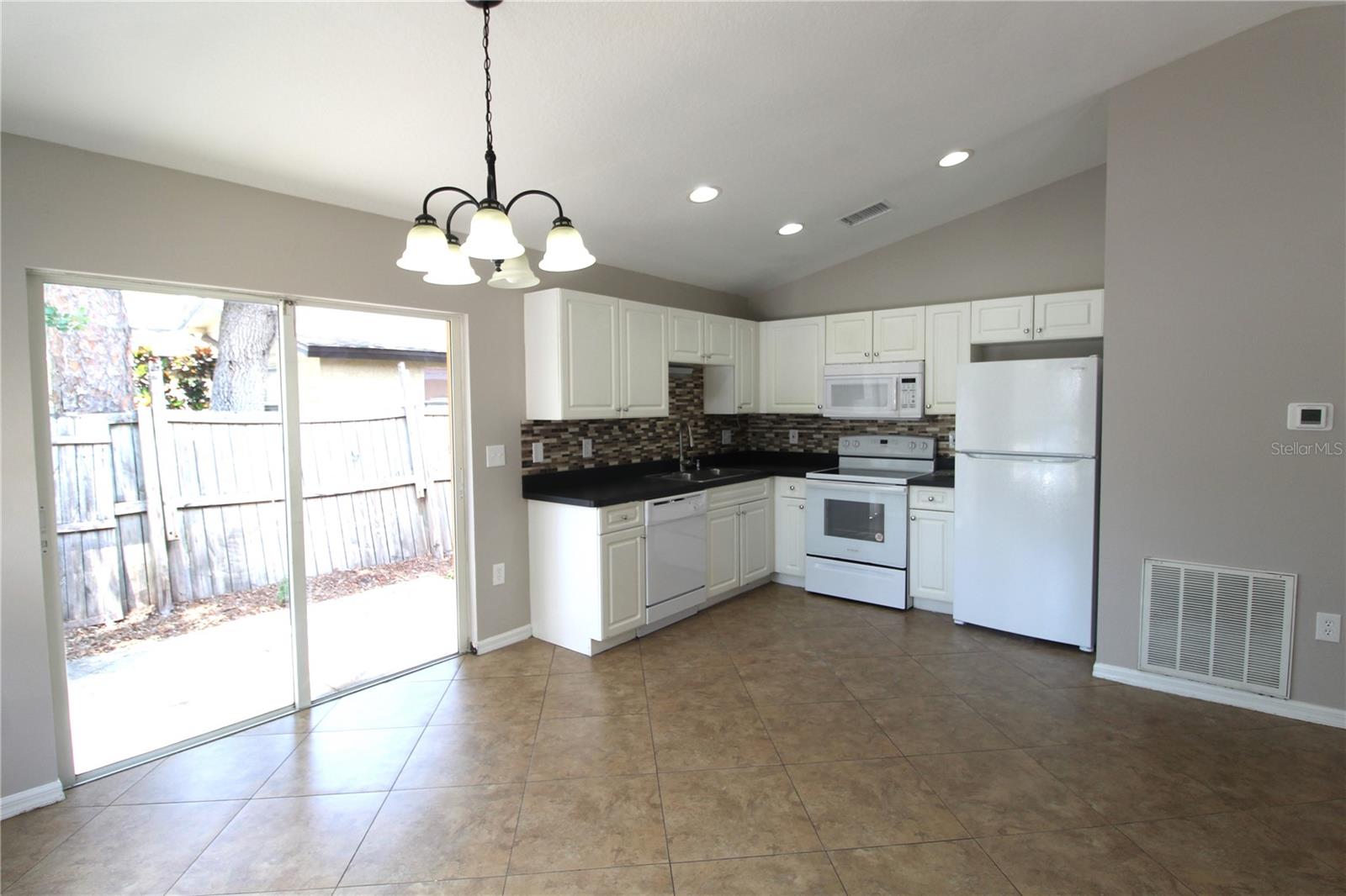 Image 3 of 12 For 5443 Altoona Street
